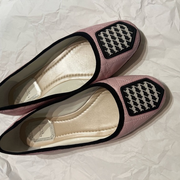 DIOR Elegant Pink Quilted  Houndstooth Flats - Picture 1 of 10